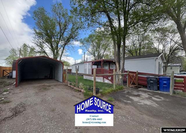 Property at 1414 Eileen St, Riverton, WY 82501, 3 beds, 2 baths