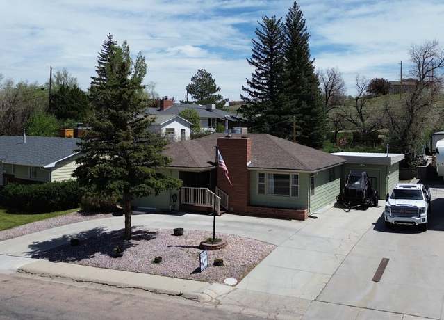 Property at 2275 S Poplar St, Casper, WY 82601, 4 beds, 1.75 baths