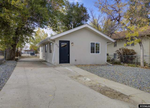 Property at 420 N Washington St, Casper, WY 82601, 2 beds, 1 bath