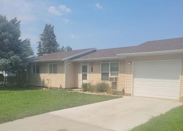 Property at 1907 Cardinal St, Worland, WY 82401, 3 beds, 1 bath