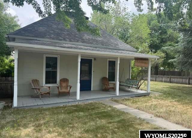 Property at 311 N Carrington Ave, Buffalo, WY 82834, 3 beds, 2 baths