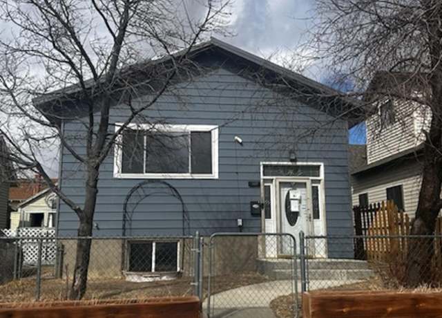 Property at 117 W Buffalo St, Rawlins, WY 82301, 4 beds, 2.5 baths
