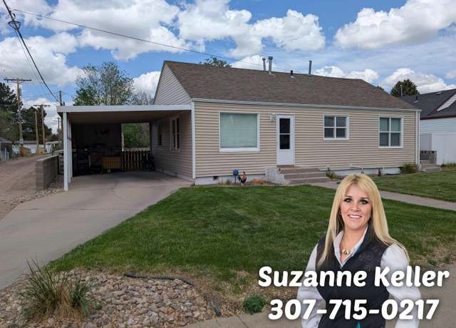 Property at 526 E 25th Ave, Torrington, WY 82240, 3 beds, 2 baths