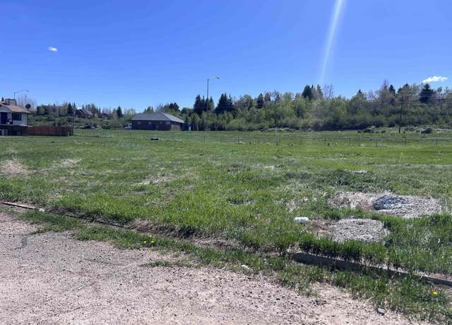 Property at 130 Silver Sage Rd, Evanston, WY 82930
