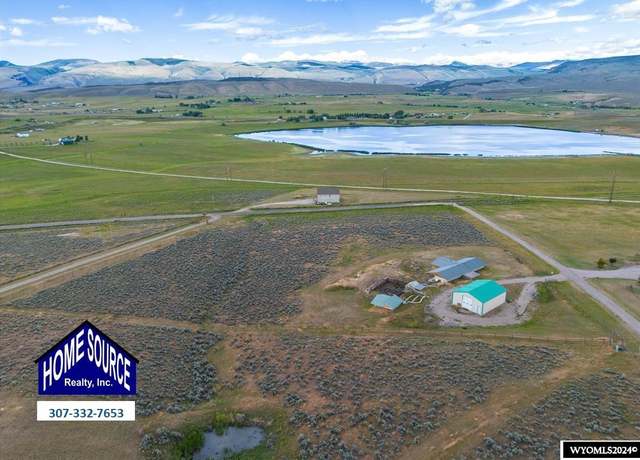 Property at 254 Dallas North Dr, Lander, WY 82520, 2 beds, 1.75 baths