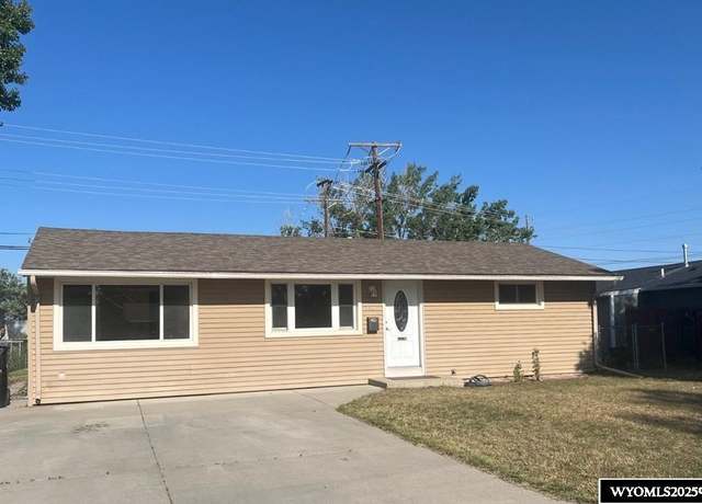 Property at 1344 Brigham Young, Casper, WY 82604, 3 beds, 1 bath