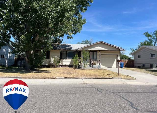 Property at 713 N 16th E, Riverton, WY 82501, 4 beds, 1 bath