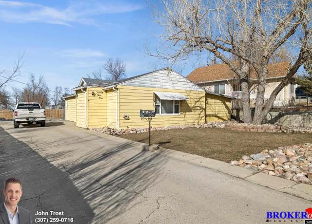 Property at 2210 5th St, Casper, WY 82609, 2 beds, 1 bath