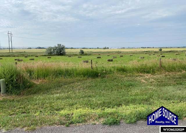 Property at 2045 Riverview Rd, Riverton, WY 82501