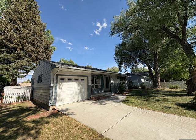 Property at 670 N 9th St, Lander, WY 82520, 2 beds, 1.5 baths