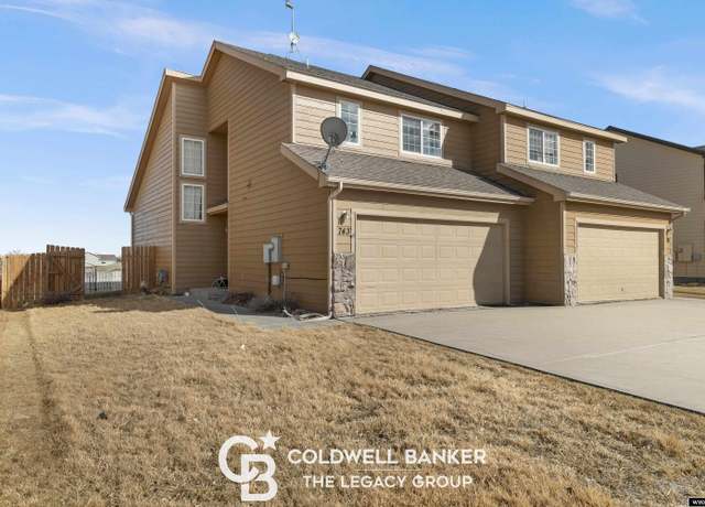 Property at 743 Reshaw Cir, Evansville, WY 82604, 2 beds, 1.5 baths