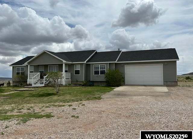 Property at 3 Cattle Dr, Rock Springs, WY 82901, 3 beds, 2 baths