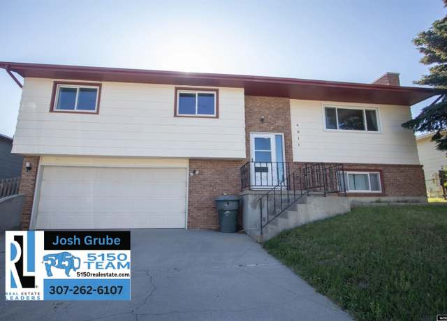 Property at 4911 S Center St, Casper, WY 82601, 4 beds, 2.5 baths
