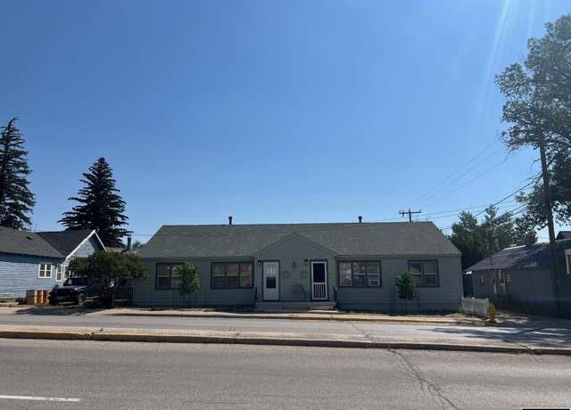 Property at 513 3rd St, Rawlins, WY 82301, 4 beds, 2 baths