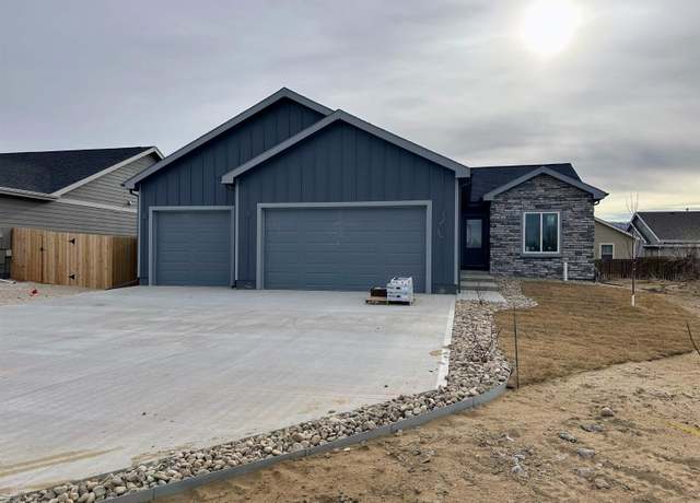 Property at 4811 Buffalo Meadows Way, Mills, WY 82644, 3 beds, 2 baths