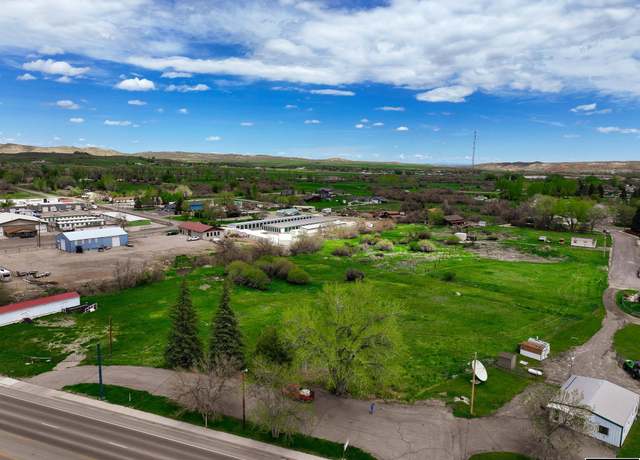 Property at 1530 Main St, Lander, WY 82520