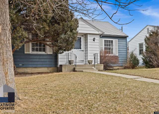 Property at 1911 S Chestnut St, Casper, WY 82601, 3 beds, 2 baths