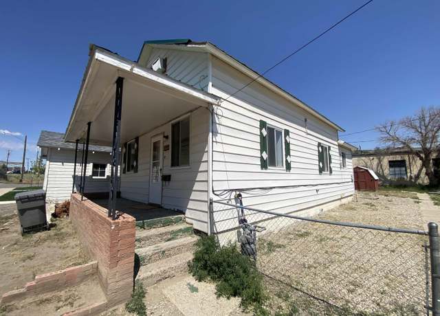Property at 1215 W Pine, Rawlins, WY 82301, 5 beds, 3 baths