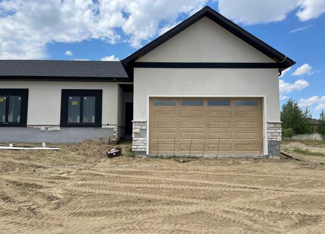 Property at 1375 Morado Dr, Casper, WY 82609, 2 beds, 2.5 baths