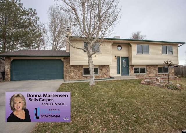 Property at 2081 Buffalo, Casper, WY 82604, 5 beds, 3 baths