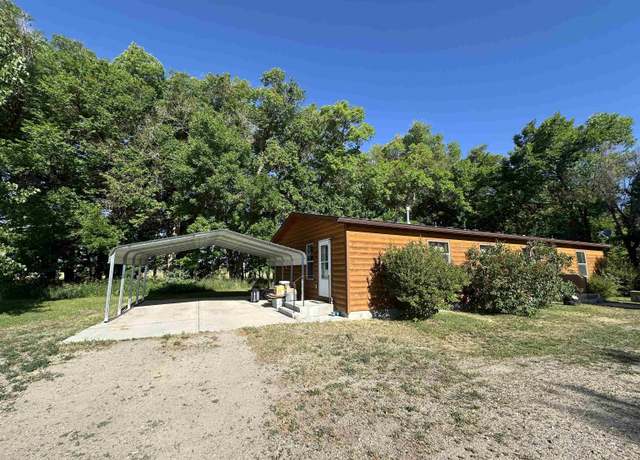 Property at 131 8 Mile Rd Rd, Riverton, WY 82501, 3 beds, 2 baths