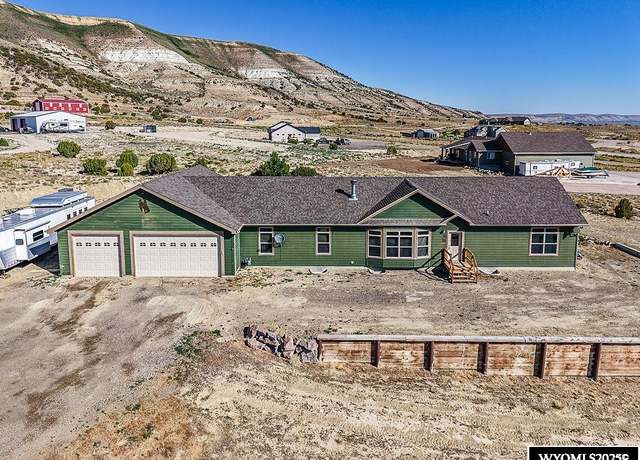 Property at 16 Cattle Dr, Rock Springs, WY 82901, 3 beds, 2 baths