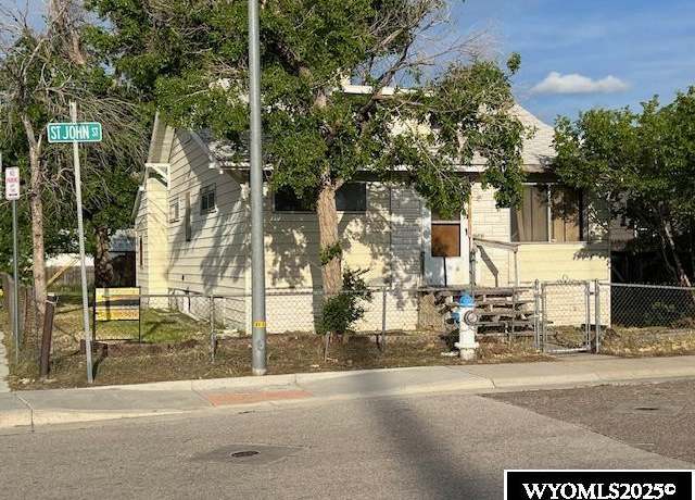 Property at 1043 St John St, Casper, WY 82601, 2 beds, 1 bath