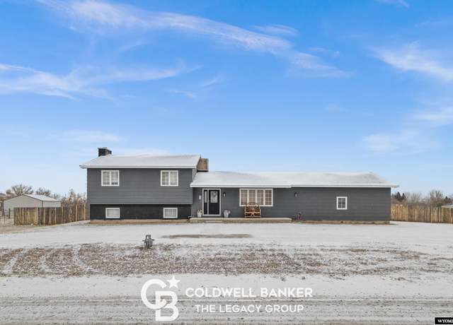 Property at 1346 N Sweet Creek Rd, Casper, WY 82604, 4 beds, 3 baths