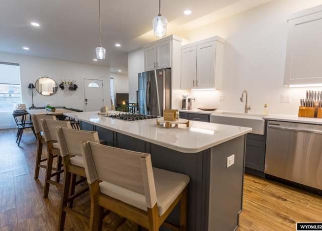 Property at 2665 Allendale Blvd, Casper, WY 82601, 3 beds, 3 baths