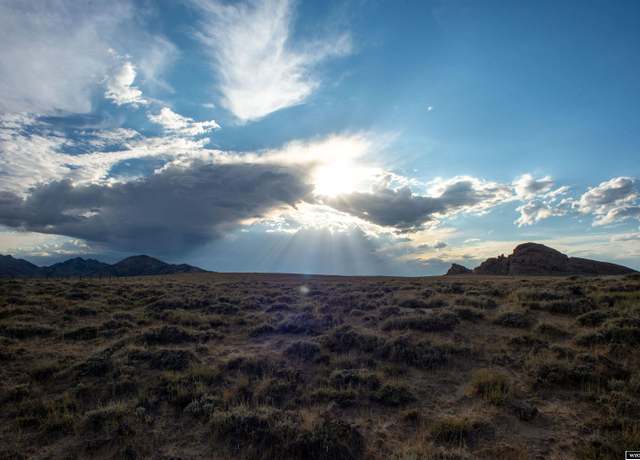 Property at 1 Rocky Gap Rd, Leo, WY 82327