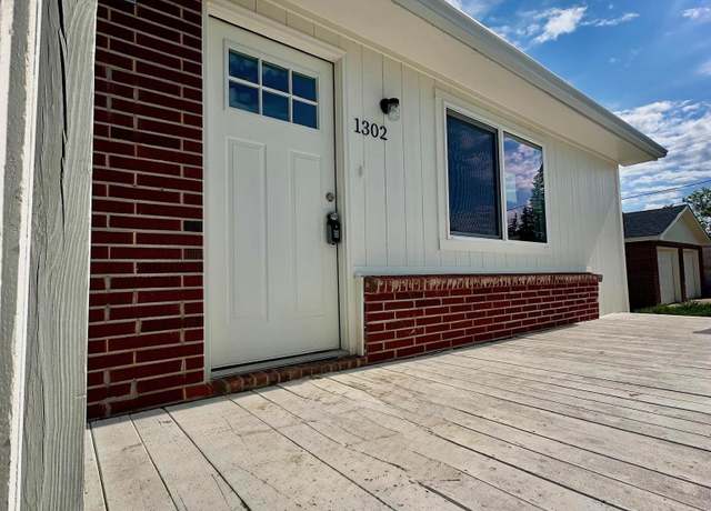 Property at 1302 E 7th St, Casper, WY 82601, 5 beds, 2 baths