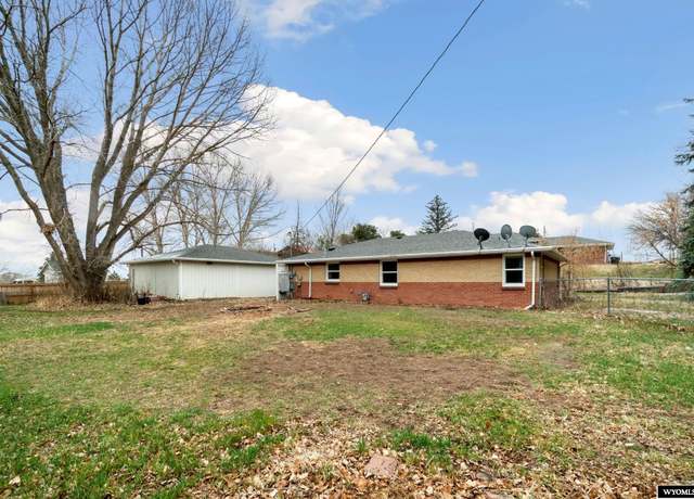 Property at 3813 Monroe Ave, Cheyenne, WY 82001, 2 beds, 1 bath