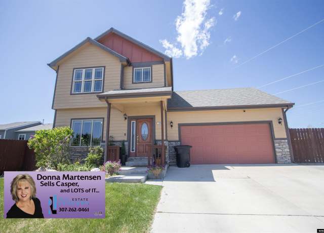 Property at 810 S 3rd Ave, Mills, WY 82604, 4 beds, 3.5 baths