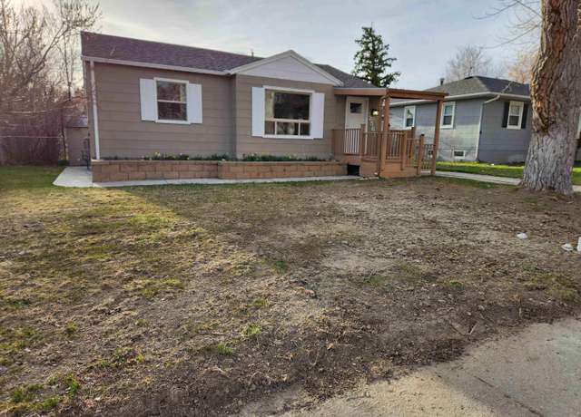 Property at 2563 Hanway Ave, Casper, WY 82604, 2 beds, 1 bath