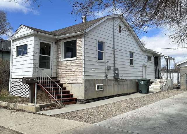 Property at 915 7th St, Rock Springs, WY 82901, 3 beds, 1.25 baths