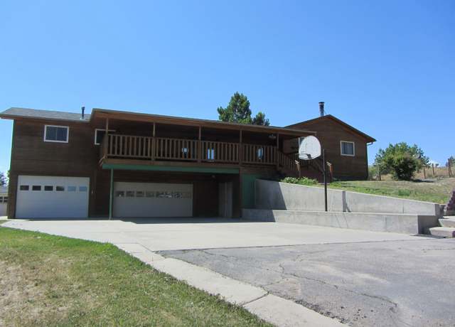Property at 21 Mountian Vw, Douglas, WY 82633, 5 beds, 3 baths
