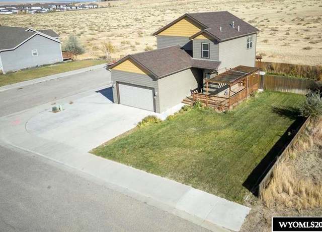 Property at 2511 Mercy Ln, Casper, WY 82609, 4 beds, 3.75 baths