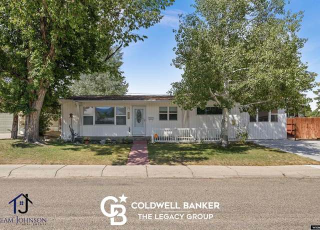 Property at 3018 E 11th St, Casper, WY 82609, 3 beds, 2 baths