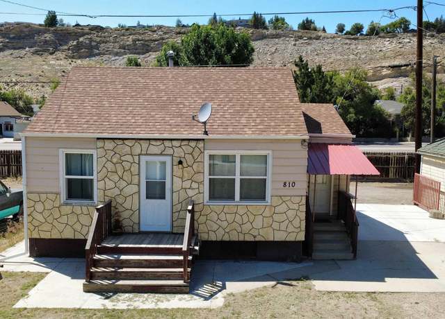 Property at 810 Muir, Rock Springs, WY 82901, 2 beds, 1 bath