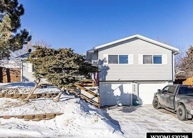 Property at 525 Waggener St, Green River, WY 82935, 3 beds, 2 baths