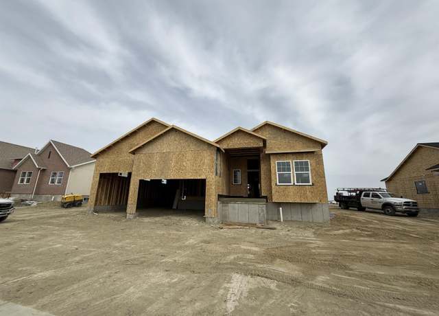 Property at 2701 Bailey Blvd, Rock Springs, WY 82901, 3 beds, 2 baths