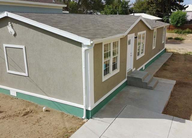 Property at 220 Liberty St, Rock Springs, WY 82901, 4 beds, 2 baths