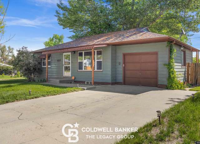 Property at 407 S Huber Dr, Casper, WY 82609, 3 beds, 2 baths