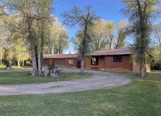 Property at 1218 Mickel Dr, Dubois, WY 82513, 2 beds, 1 bath