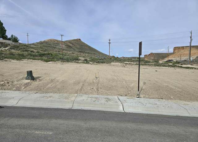 Property at 805 River View Dr, Green River, WY 82935