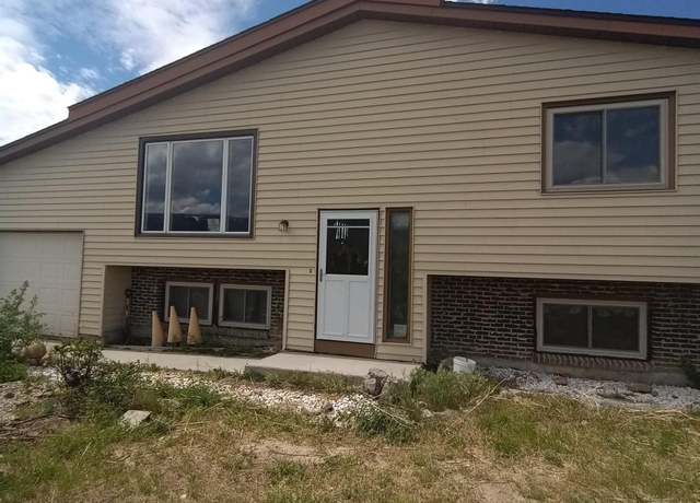 Property at 4450 Smokerise Rd, Casper, WY 82604, 4 beds, 2 baths
