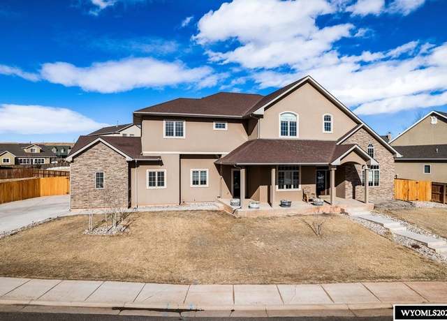 Property at 2419 Knadler St St, Laramie, WY 82072, 6 beds, 5.5 baths