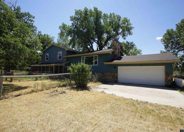 Property at 12263 Henrie Roadway, Evansville, WY 82636, 7 beds, 3.5 baths