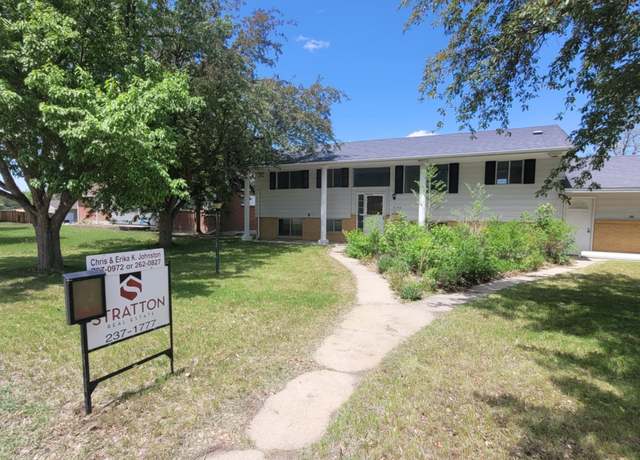 Property at 3250 E 12th St, Casper, WY 82609, 5 beds, 1.75 baths