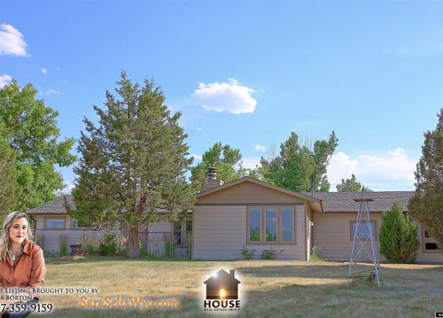 Property at 41 Ridgewater Dr, Douglas, WY 82633, 4 beds, 3 baths